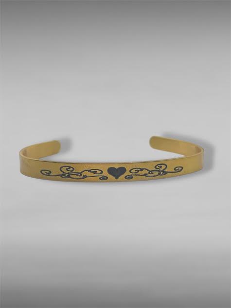 Small rounded metal bracelet